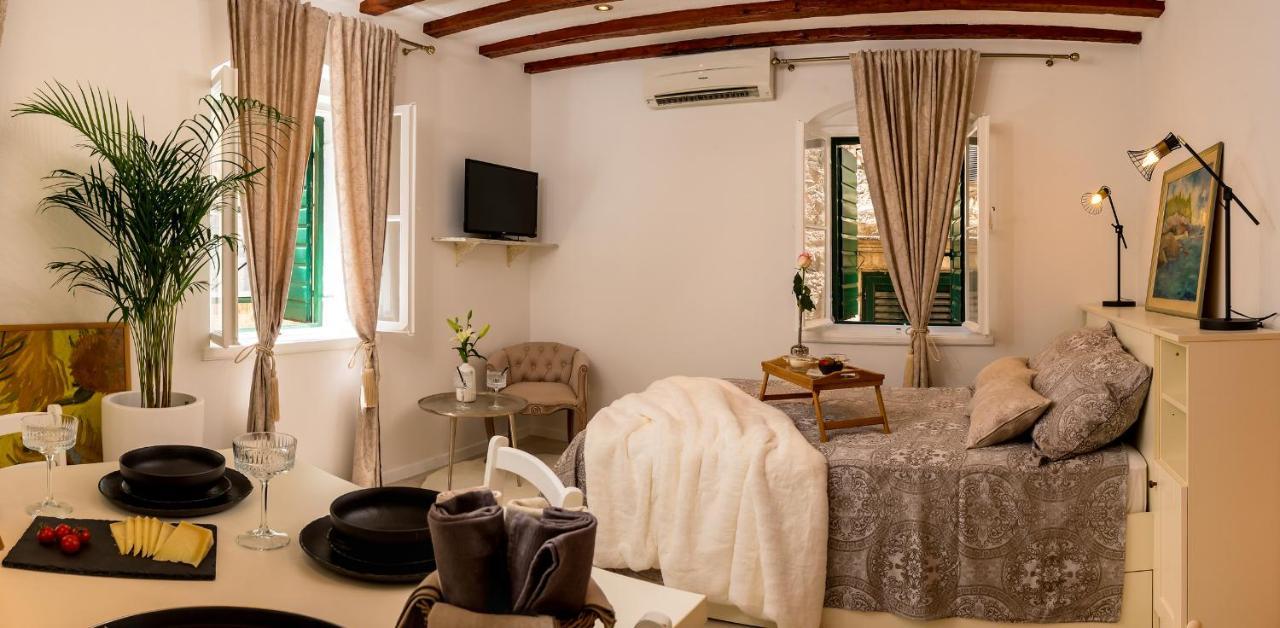 Charming Old Town Apartment Pjaca Split Buitenkant foto