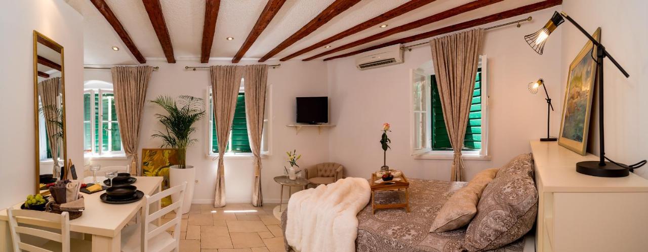 Charming Old Town Apartment Pjaca Split Buitenkant foto
