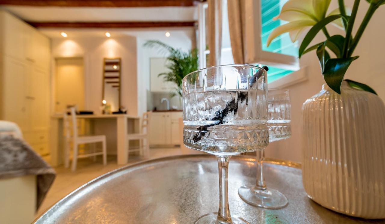 Charming Old Town Apartment Pjaca Split Buitenkant foto