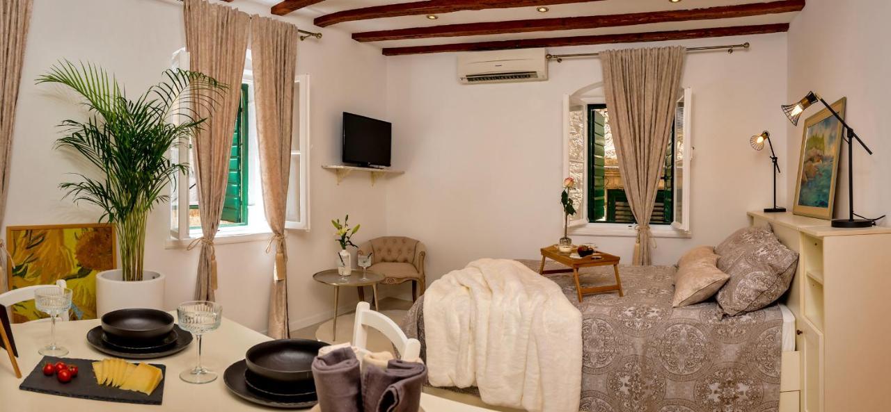 Charming Old Town Apartment Pjaca Split Buitenkant foto