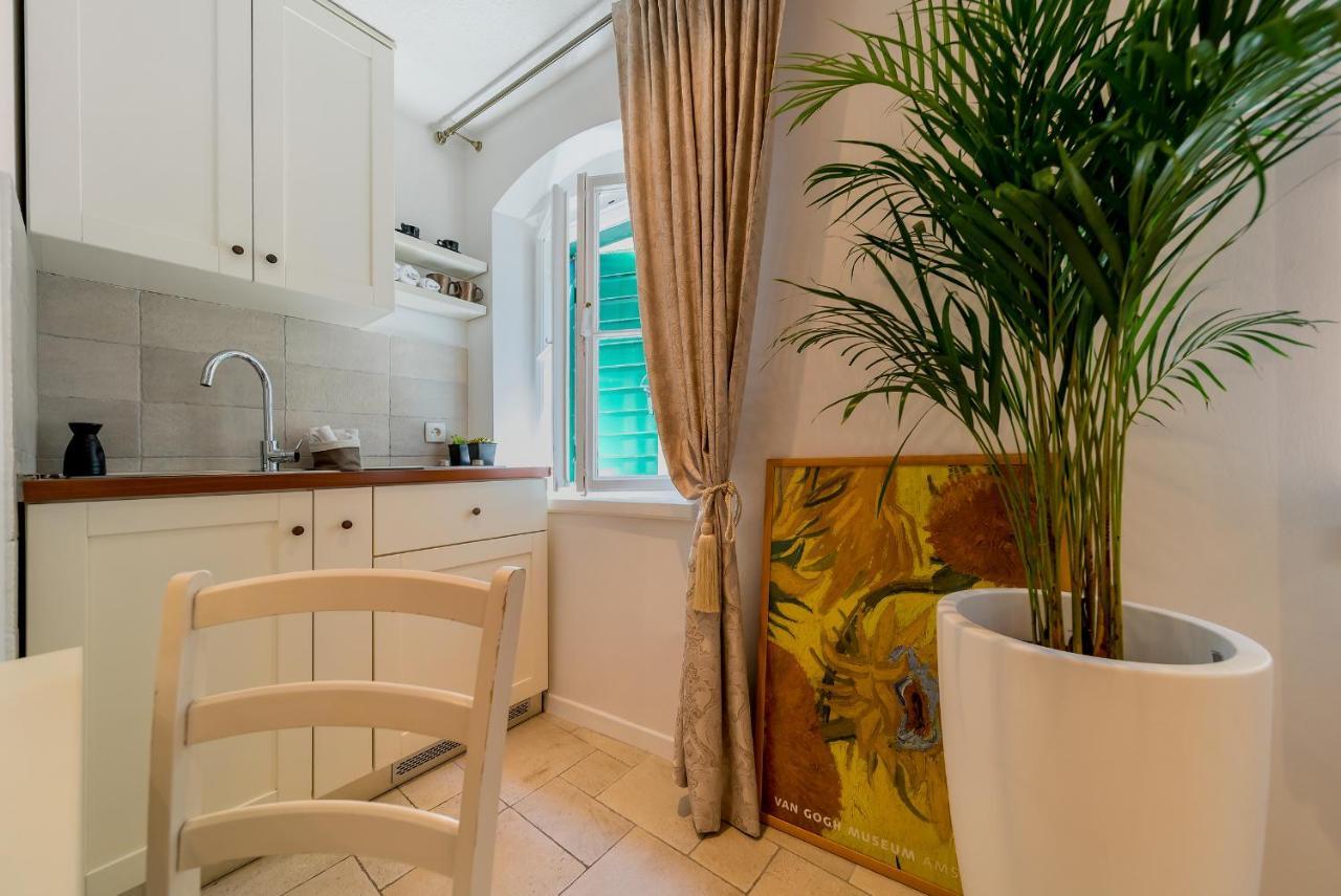 Charming Old Town Apartment Pjaca Split Buitenkant foto